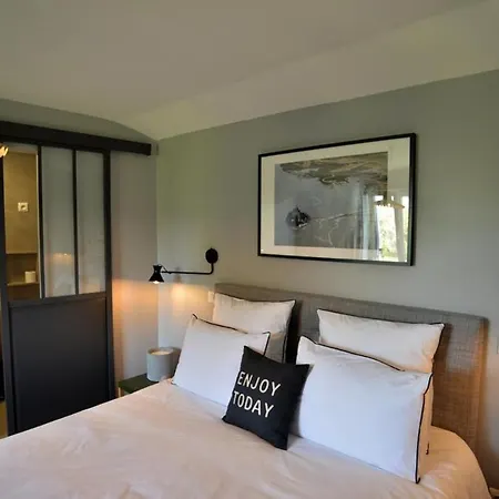 Angel Chambres D'hotes * פונטורסון